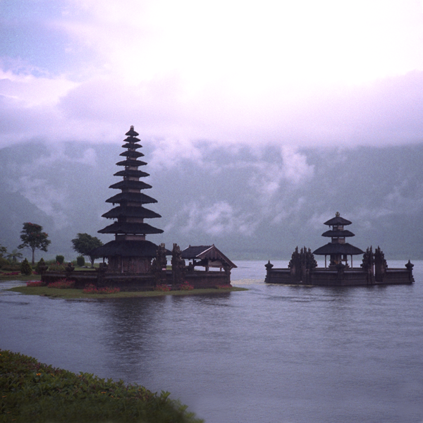 Lac à Bali